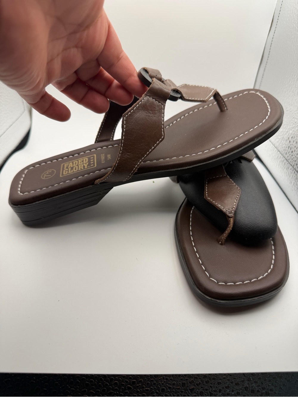 Faded Glory Brown Faux-Leather Men's Thong Sandals